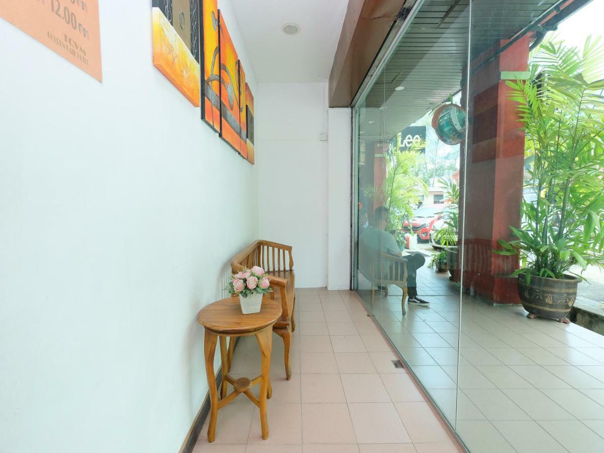 Oyo 850 Gold Star Hotel Chukai Εξωτερικό φωτογραφία